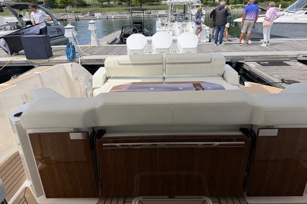 SASSY III 48ft Tiara Yachts Yacht For Sale