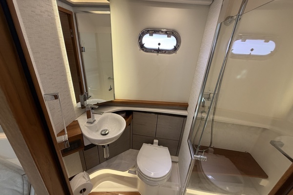 2023 Tiara Yachts 48