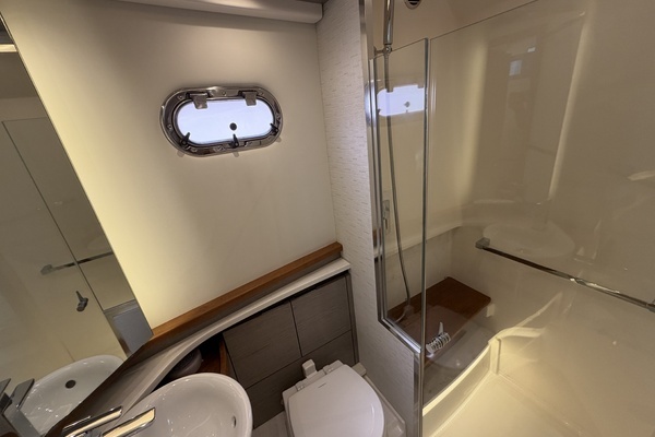 2023 Tiara Yachts 48