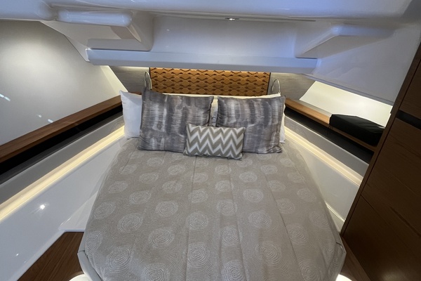 SASSY III 48ft Tiara Yachts Yacht For Sale