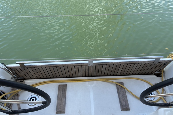 9ft Beneteau Yacht For Sale