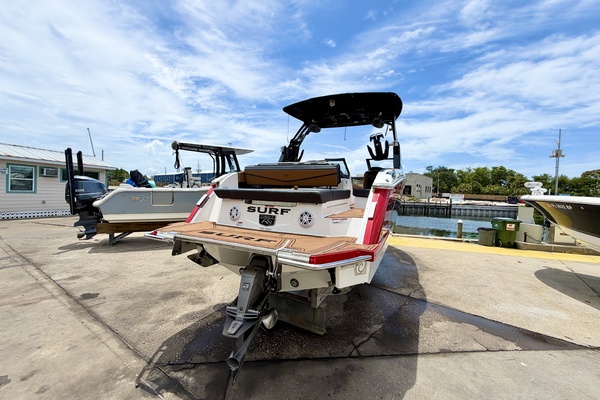 28ft Cobalt Yacht For Sale