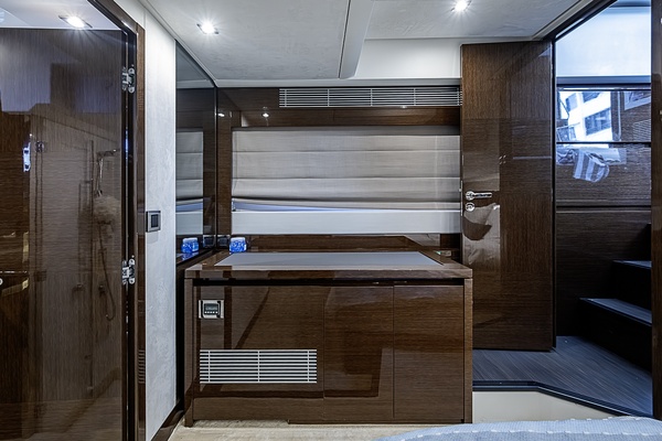 SIMMER DOWN 52ft Prestige Yacht For Sale