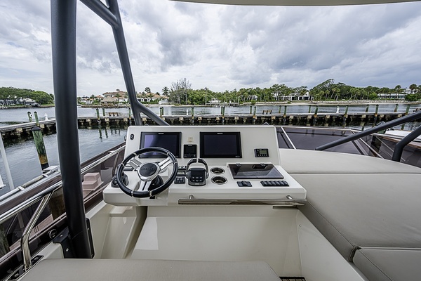 SIMMER DOWN 52ft Prestige Yacht For Sale