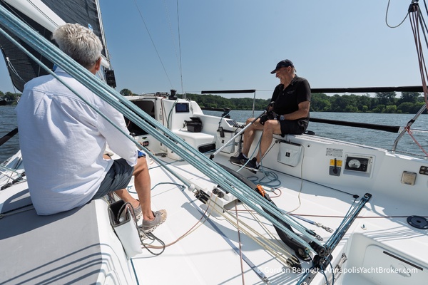 Wave Dancer 33ft Jeanneau Yacht For Sale