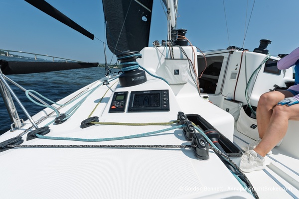 Wave Dancer 33ft Jeanneau Yacht For Sale