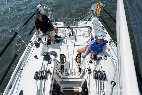 Wave Dancer 33ft Jeanneau Yacht For Sale