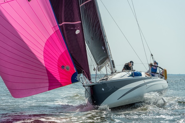 Wave Dancer 33ft Jeanneau Yacht For Sale