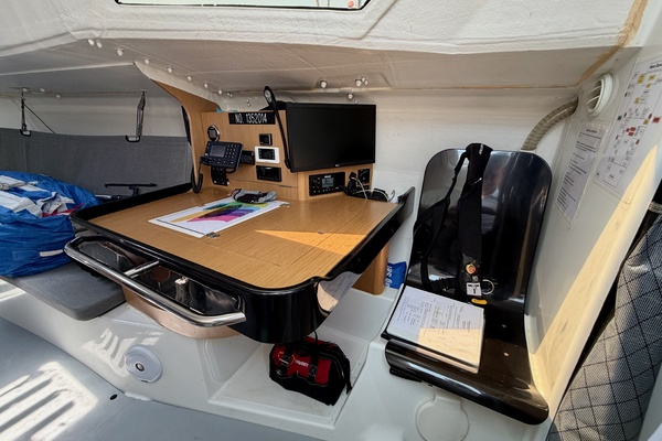 Wave Dancer 33ft Jeanneau Yacht For Sale