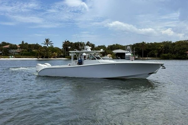 42-ft-Yellowfin-2014-42 Offshore-Stuart Florida United States yacht for sale