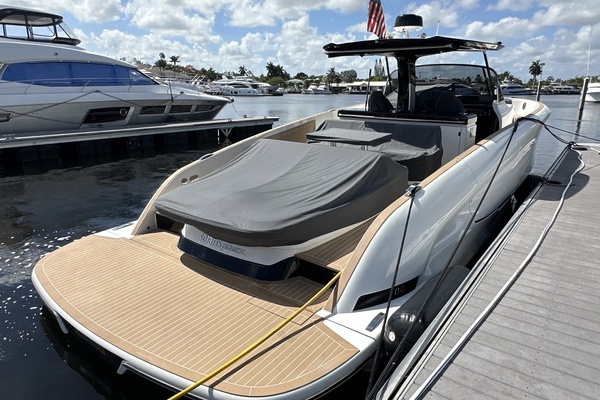 2025 Solaris 44