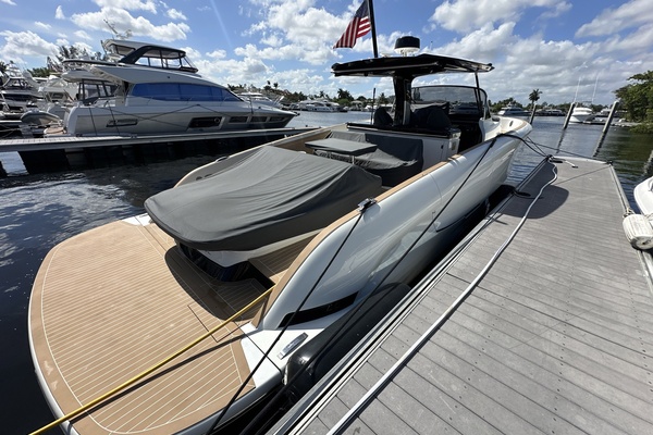 44ft Solaris Yacht For Sale