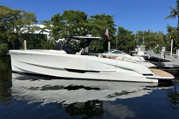 44ft Solaris Yacht For Sale