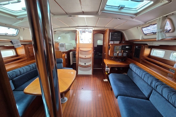 Photo of the 2000 Beneteau Oceanis 411 "Casa Fink"