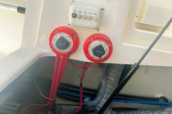Wew Hoo 28ft Pursuit Yacht For Sale