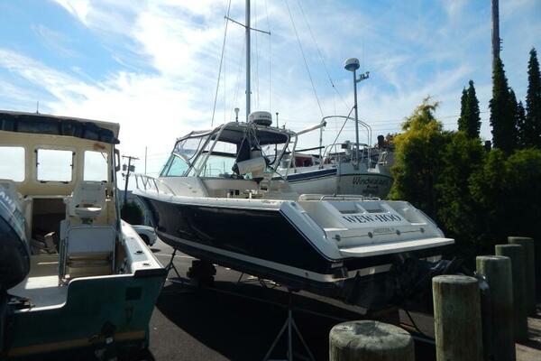 Wew Hoo 28ft Pursuit Yacht For Sale