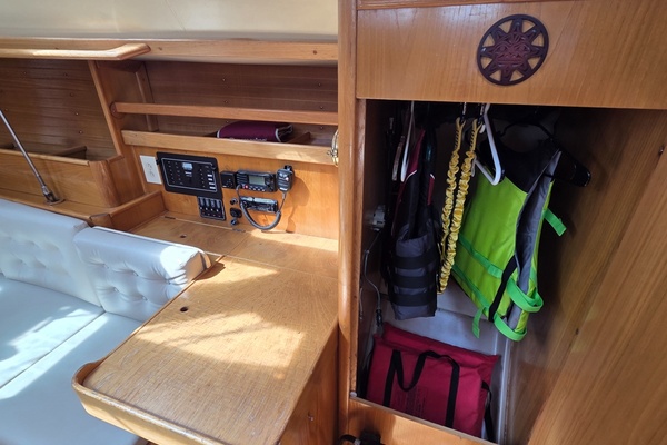 Sea Squatch 34ft Beneteau Yacht For Sale