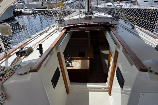 Sea Squatch 34ft Beneteau Yacht For Sale