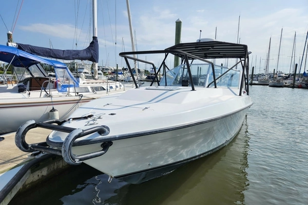 2001 Contender 35 Side Console
