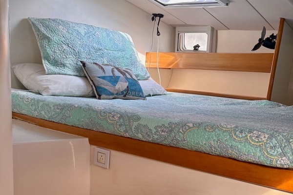 Mysterium 2 38ft Leopard Yacht For Sale