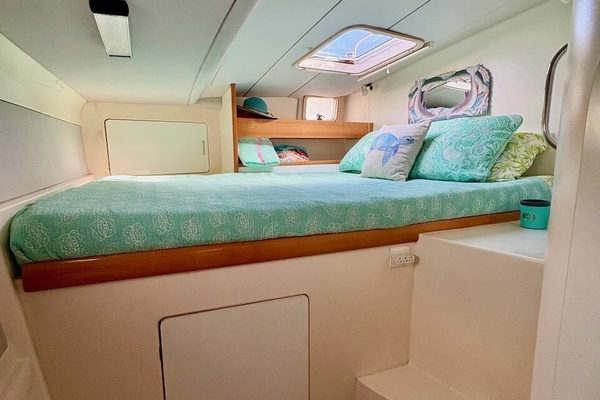 Mysterium 2 38ft Leopard Yacht For Sale