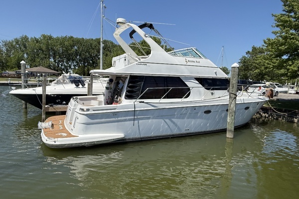 46-ft-Carver-1999-450 Voyager-Regina Rae LaSalle  Michigan United States  yacht for sale