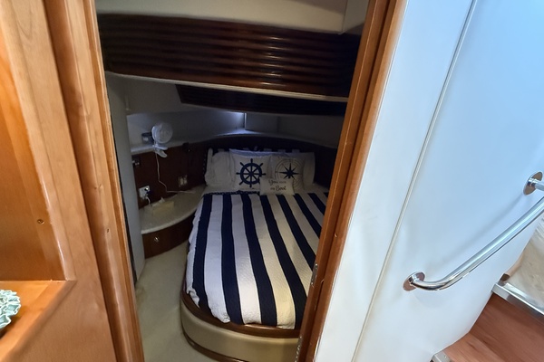Regina Rae 46ft Carver Yacht For Sale