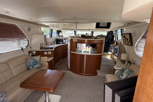 Regina Rae 46ft Carver Yacht For Sale