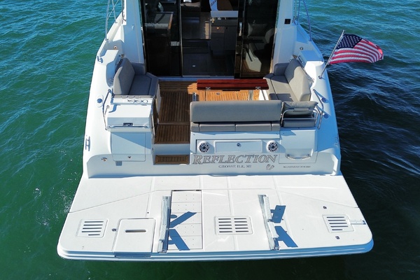 REFLECTION 52ft Sea Ray Yacht For Sale