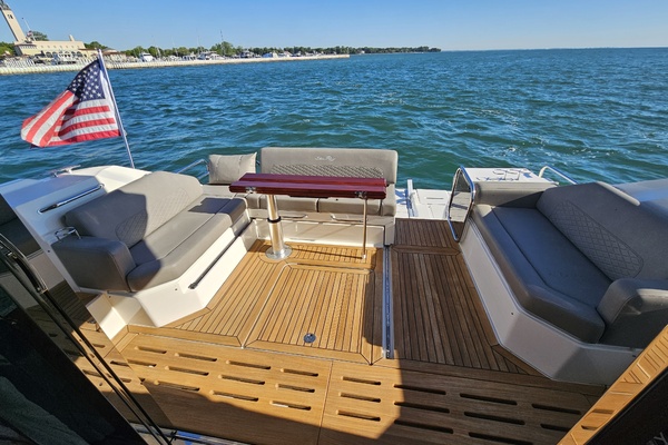 REFLECTION 52ft Sea Ray Yacht For Sale