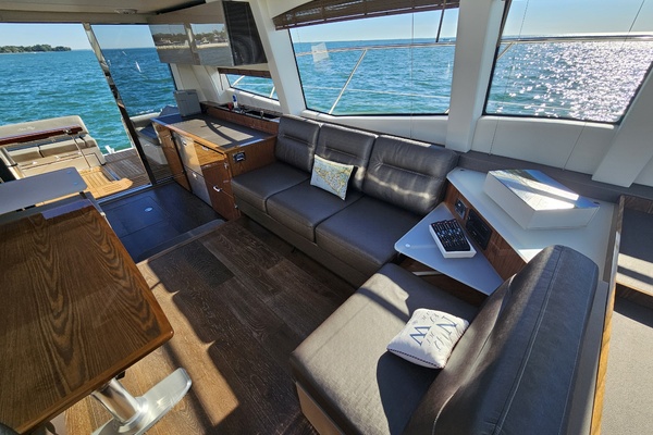 REFLECTION 52ft Sea Ray Yacht For Sale