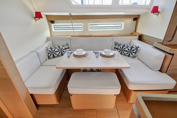49ft Jeanneau Yacht For Sale