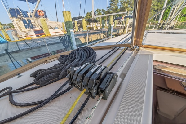 49ft Jeanneau Yacht For Sale