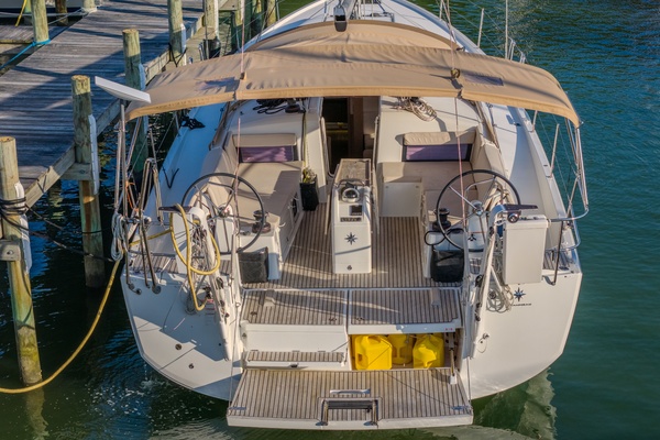 49ft Jeanneau Yacht For Sale