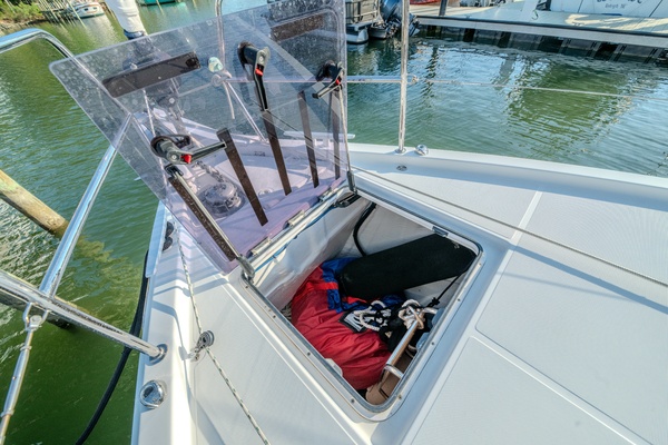 49ft Jeanneau Yacht For Sale