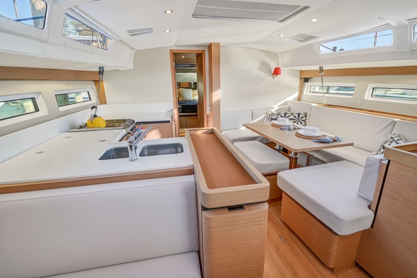 49ft Jeanneau Yacht For Sale