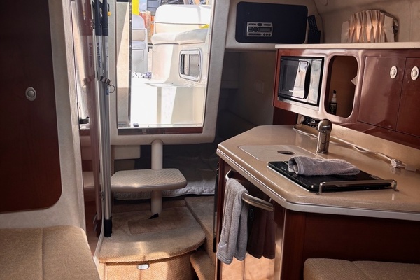26ft Sea Ray Yacht For Sale