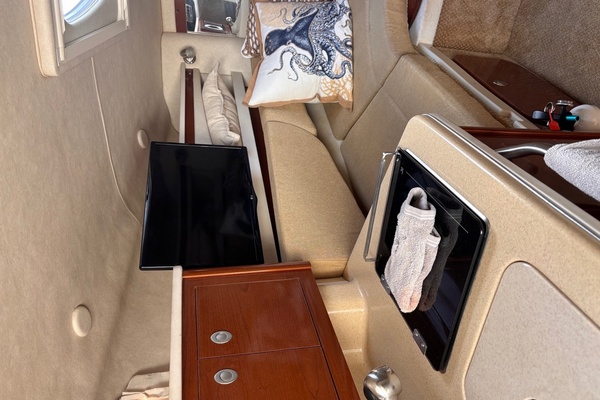26ft Sea Ray Yacht For Sale