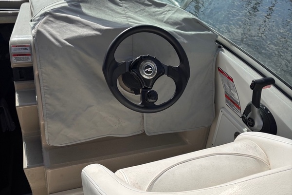26ft Sea Ray Yacht For Sale