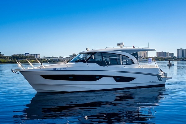 2023 Beneteau 36