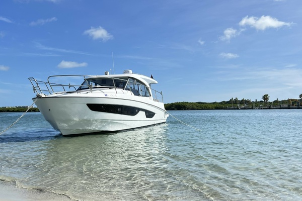 Shoreline 36ft Beneteau Yacht For Sale