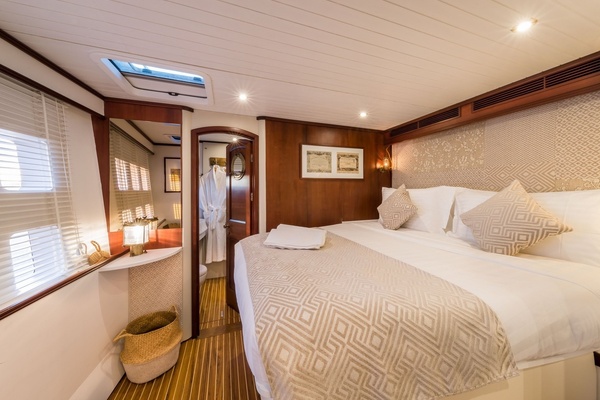 No Name 70ft Sunreef Yacht For Sale