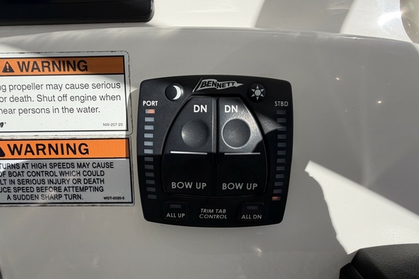 26ft Pathfinder Yacht For Sale