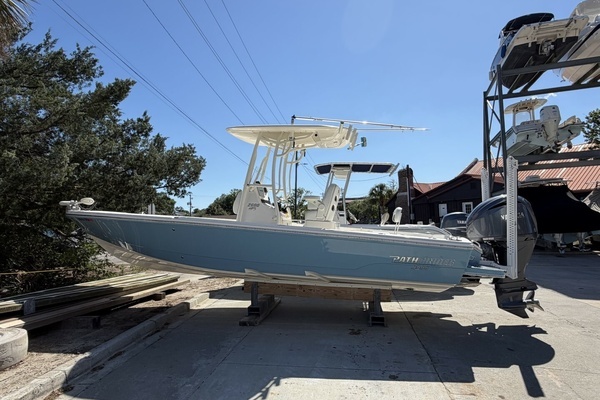 26-ft-Pathfinder-2022-2600 HPS-MT. PLEASANT South Carolina United States yacht for sale