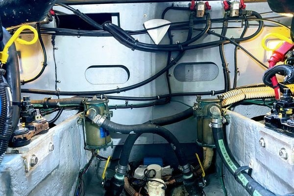 37ft Sea Ray Yacht For Sale