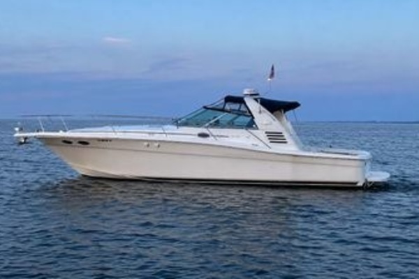 1999 Sea Ray 37