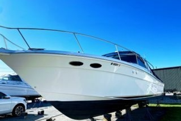 1999 Sea Ray 37