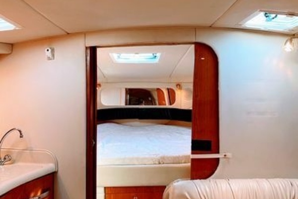 37ft Sea Ray Yacht For Sale