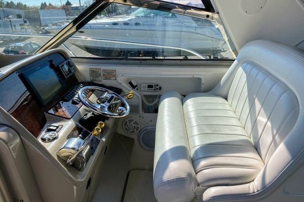37ft Sea Ray Yacht For Sale