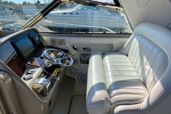 1999 Sea Ray 37